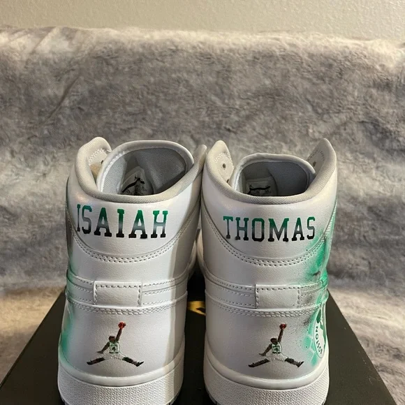 Nike Air Jordan 1 Mid White Wolf Grey Isaiah Thomas Boston  display picture 3